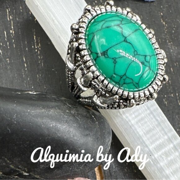 Alquimia Jewelry - Brutalist style turquoise ring